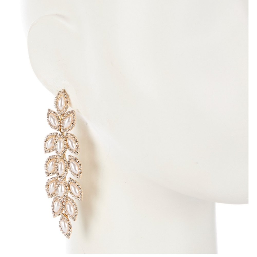 Borrowed & Blue Southern Living Pearl Earrings Bundle - Picture 7 of 13